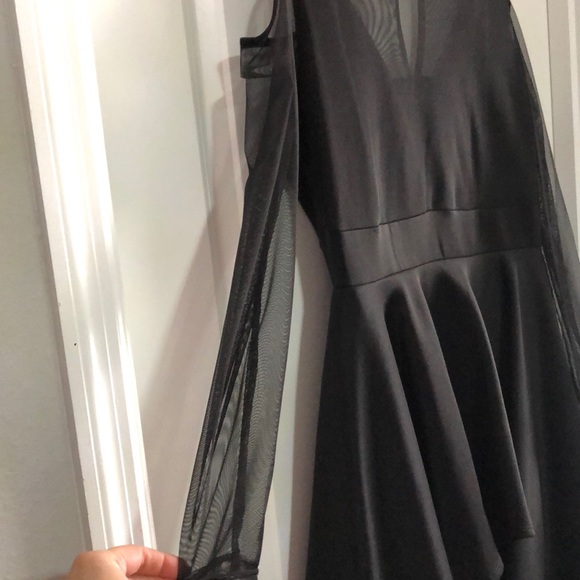 Dress - Picture 3 of 12